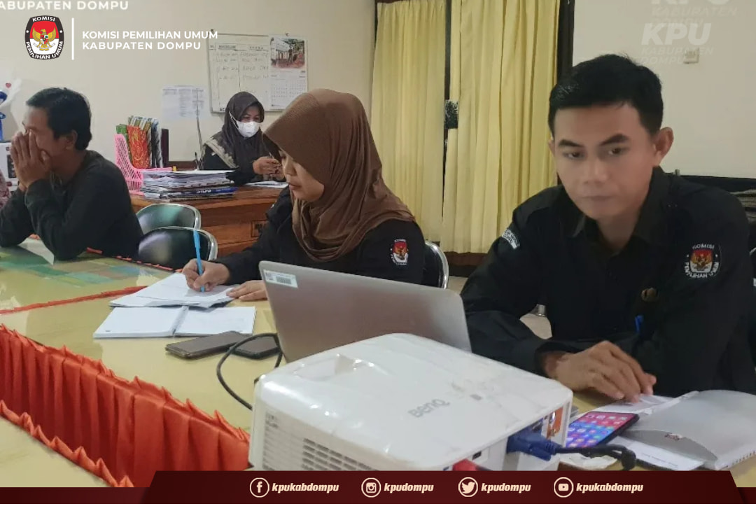 KPU Kabupaten Dompu melaksanakan kegiatanRapat Pleno Internal DPB,Selasa 31 mei 2022